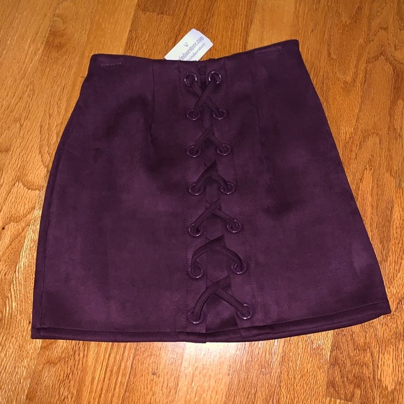 Windsor Lace Up Skirt - Picture 2 of 3